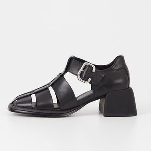 Vagabond ansie fisherman black sandals